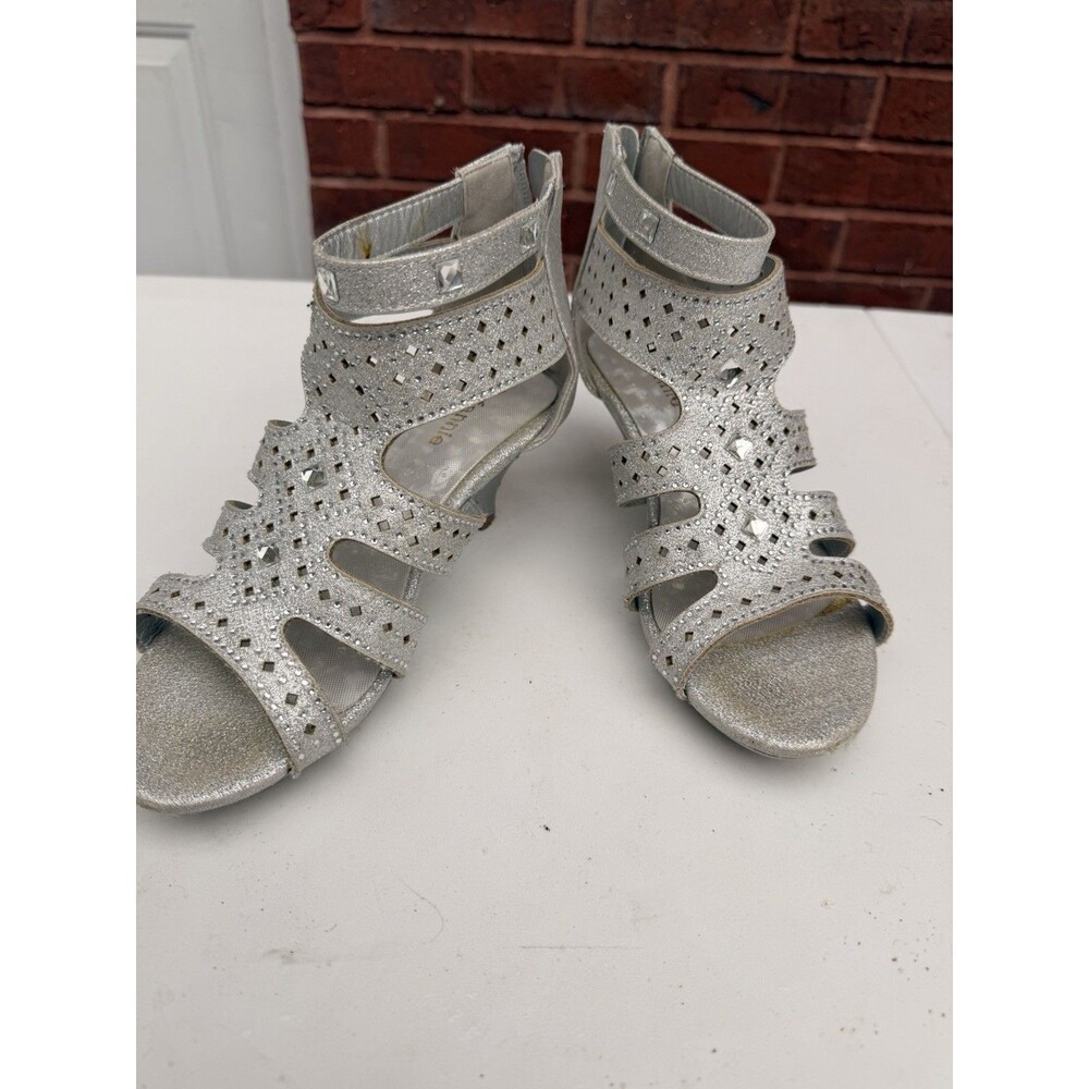 Girls Silver Strap Bling  High Heel Pump Formal Rhinestone Sz 2